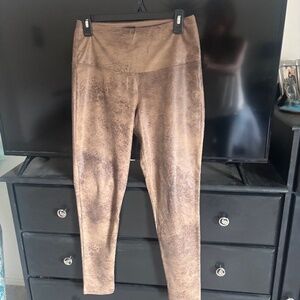 BROWN PLEATHER STRETCH PANTS /LEGGINGS (S)